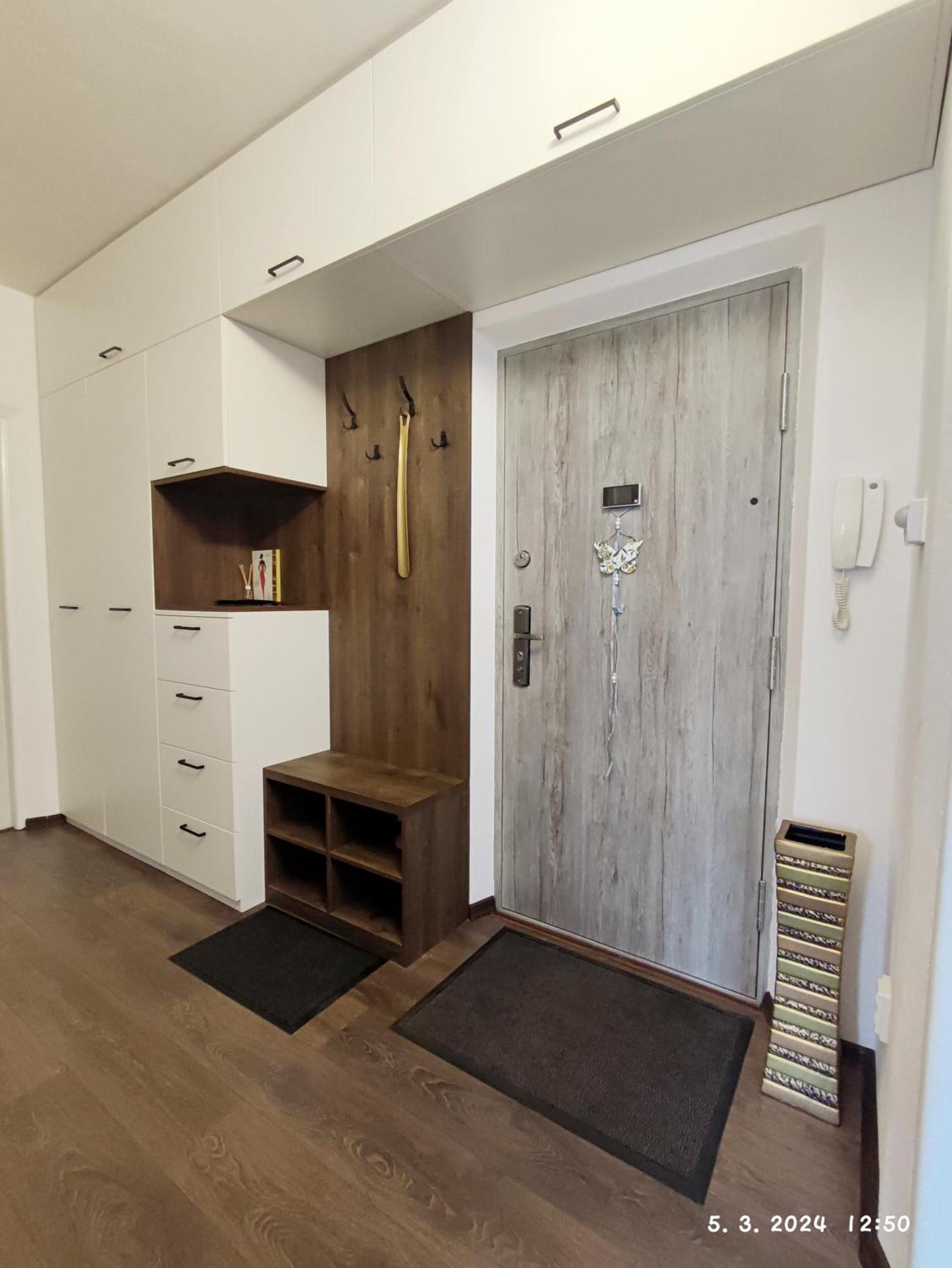 Apartment M&k West